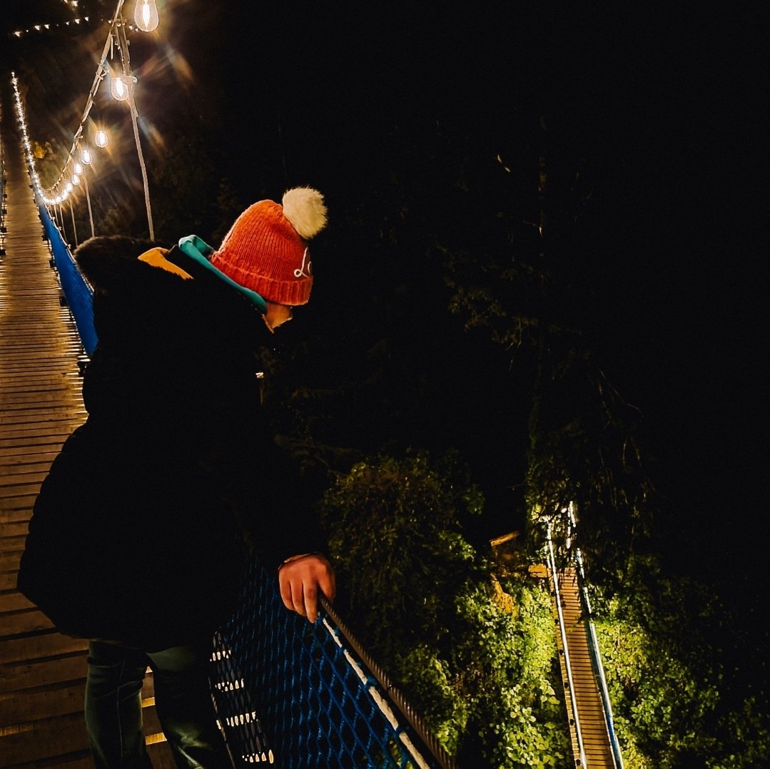 Tour nocturno por los puentes iluminados
